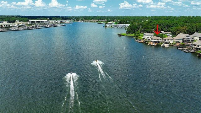 326 Old Aqua Landing W, Montgomery, TX 77356