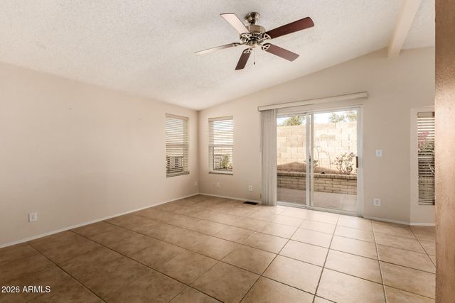 1736 E AUGUSTA Avenue, Chandler, AZ 85249