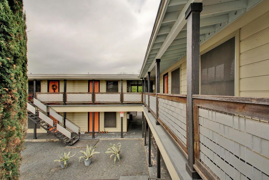 5100 Bruning Ave 108, Austin, TX 78751