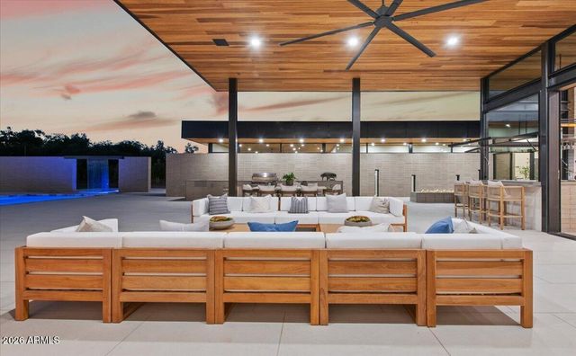 11616 N MILLER Road, Scottsdale, AZ 85260