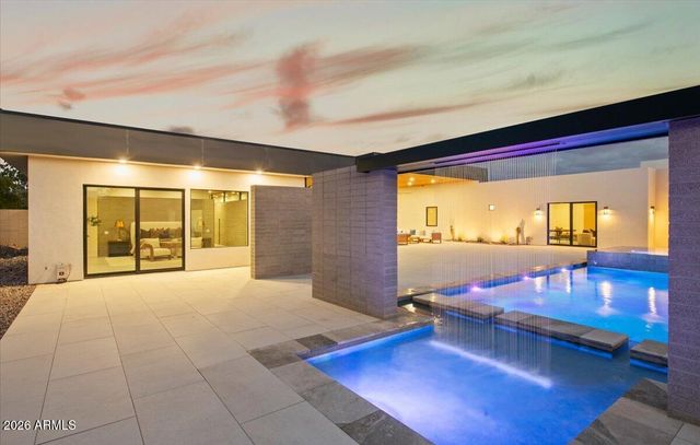 11616 N MILLER Road, Scottsdale, AZ 85260