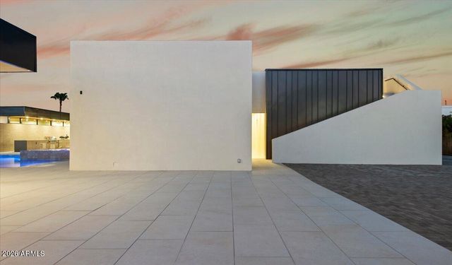 11616 N MILLER Road, Scottsdale, AZ 85260