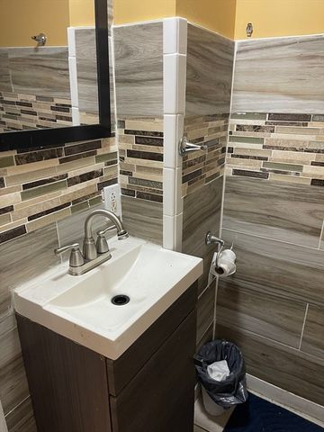 398 Union St, New Bedford, MA 02740