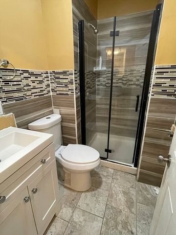 398 Union St, New Bedford, MA 02740