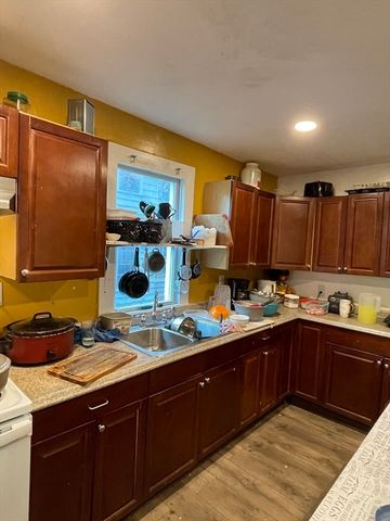 398 Union St, New Bedford, MA 02740