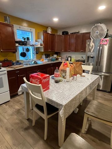 398 Union St, New Bedford, MA 02740