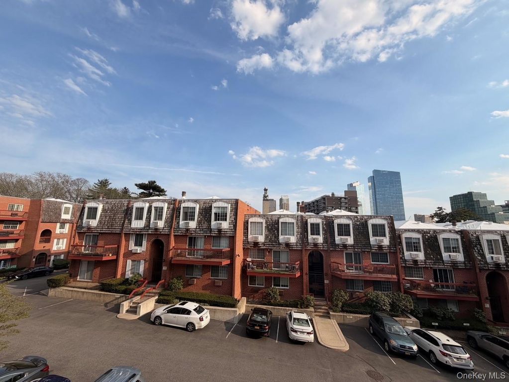 55 North Broadway 3-15H, White Plains, NY 10601