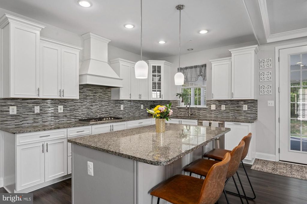 Image 13 of property listing at 821 BENTGRASS DR, Aberdeen, MD 21001