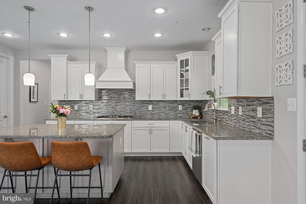 Image 15 of property listing at 821 BENTGRASS DR, Aberdeen, MD 21001
