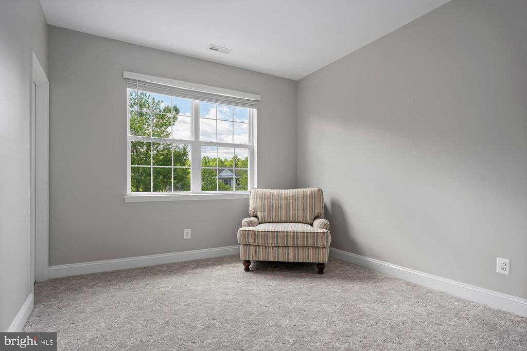 Image 20 of property listing at 821 BENTGRASS DR, Aberdeen, MD 21001