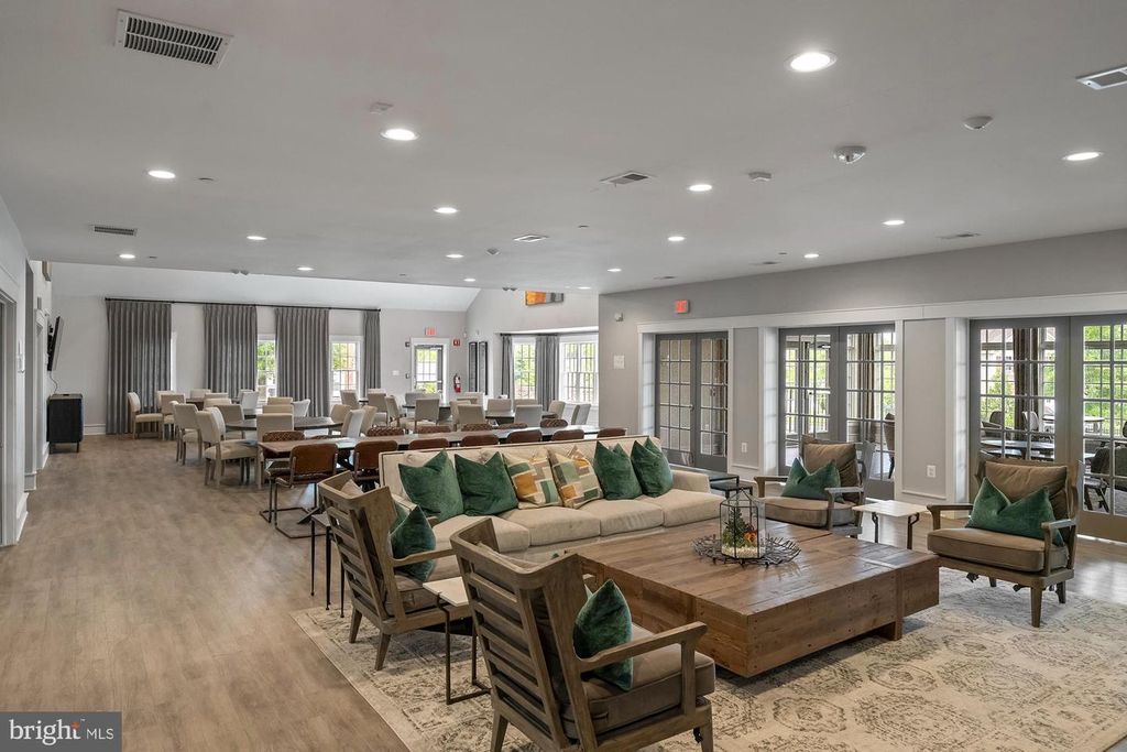 Image 54 of property listing at 821 BENTGRASS DR, Aberdeen, MD 21001