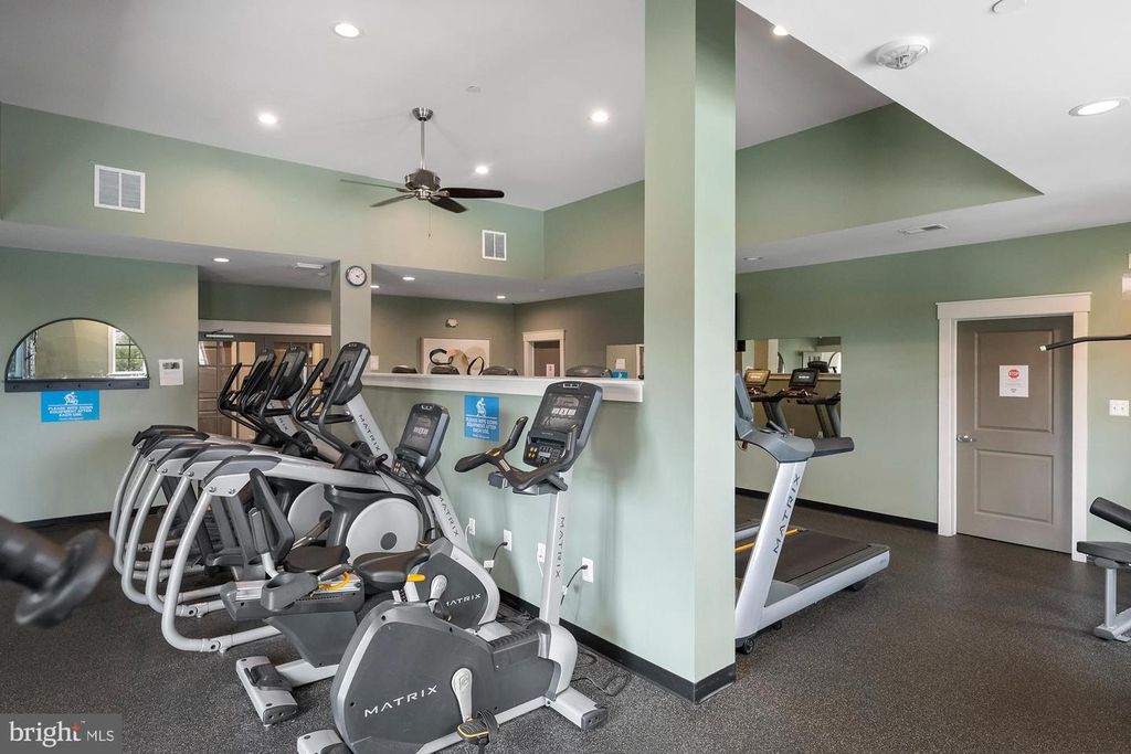 Image 64 of property listing at 821 BENTGRASS DR, Aberdeen, MD 21001