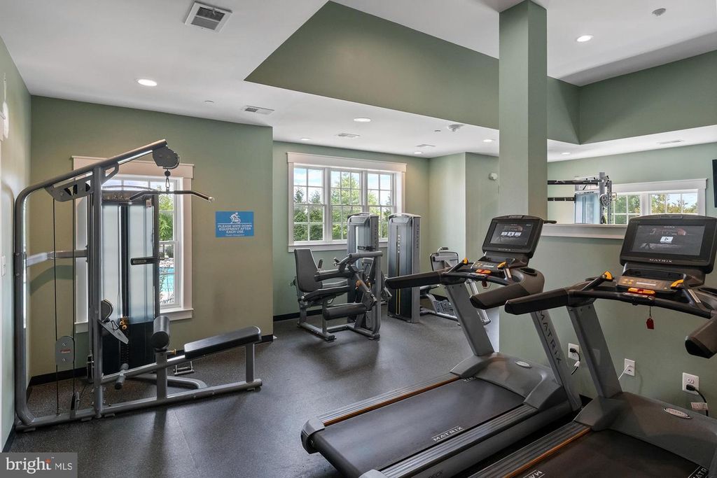 Image 65 of property listing at 821 BENTGRASS DR, Aberdeen, MD 21001