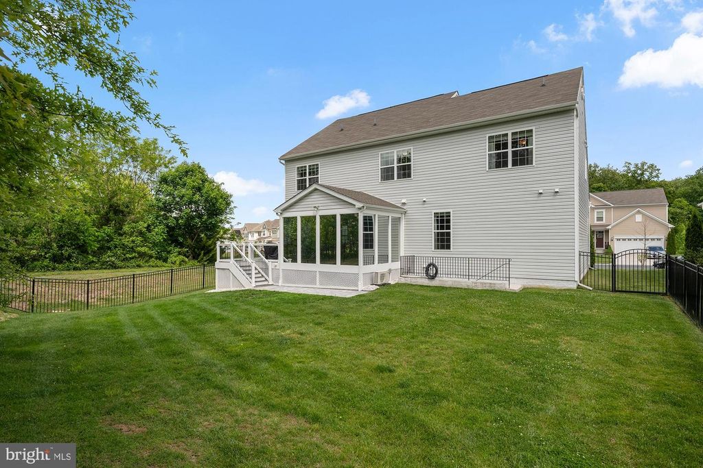 Image 73 of property listing at 821 BENTGRASS DR, Aberdeen, MD 21001