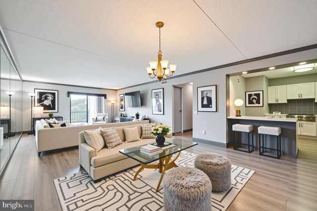 21438 VALLEY FORGE CIR #1438, King Of Prussia, PA 19406