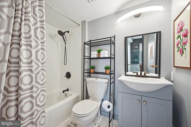 21438 VALLEY FORGE CIR #1438, King Of Prussia, PA 19406