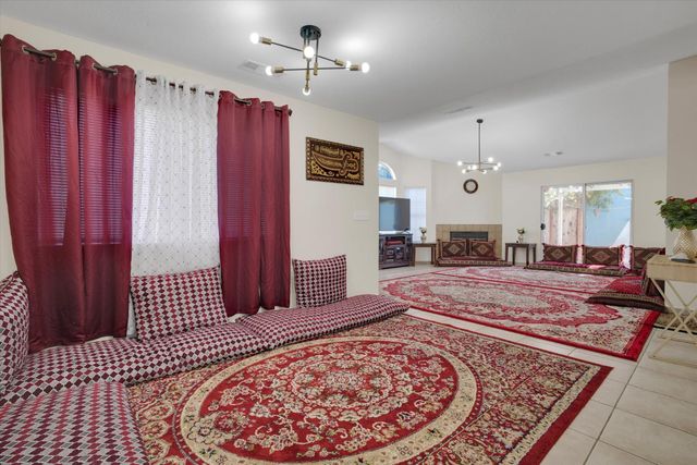 1227 Windsor Ct, Turlock, CA 95380