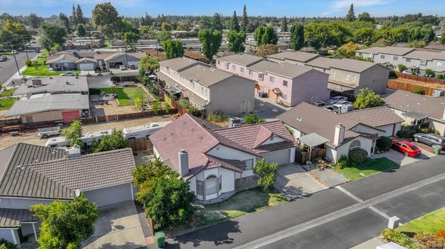 1227 Windsor Ct, Turlock, CA 95380