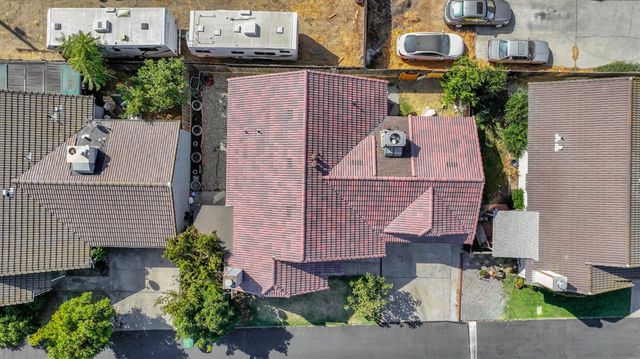 1227 Windsor Ct, Turlock, CA 95380