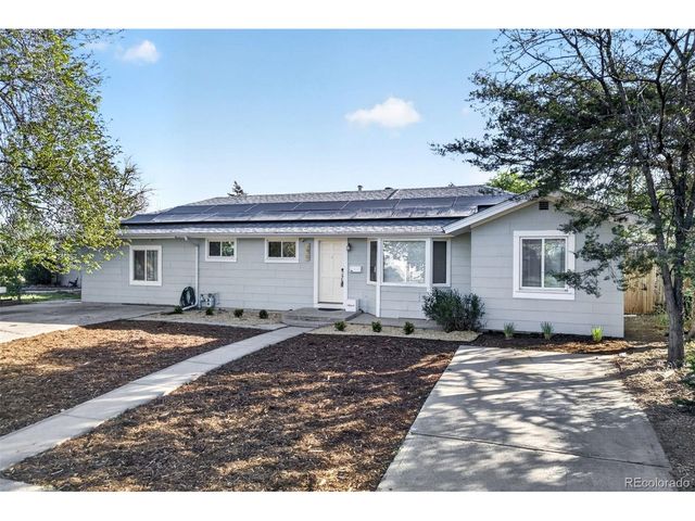 730 Newark St, Aurora, CO 80010