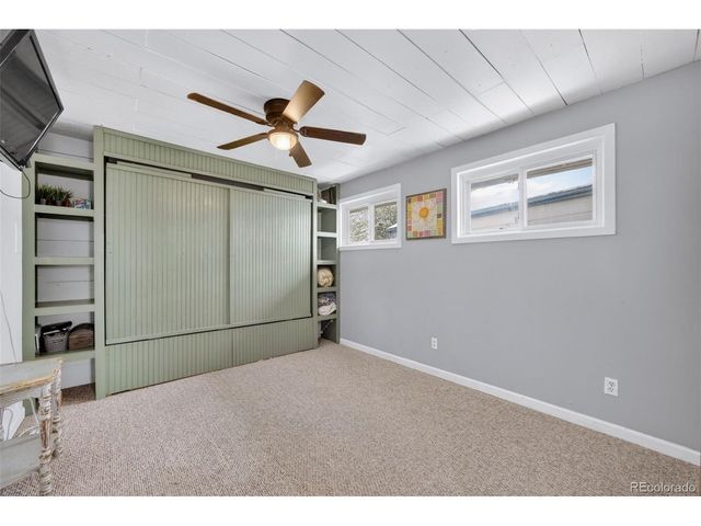 730 Newark St, Aurora, CO 80010