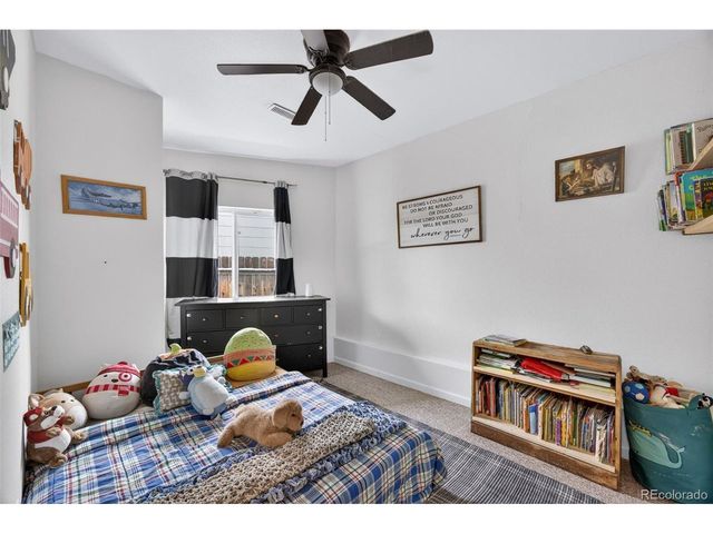 730 Newark St, Aurora, CO 80010