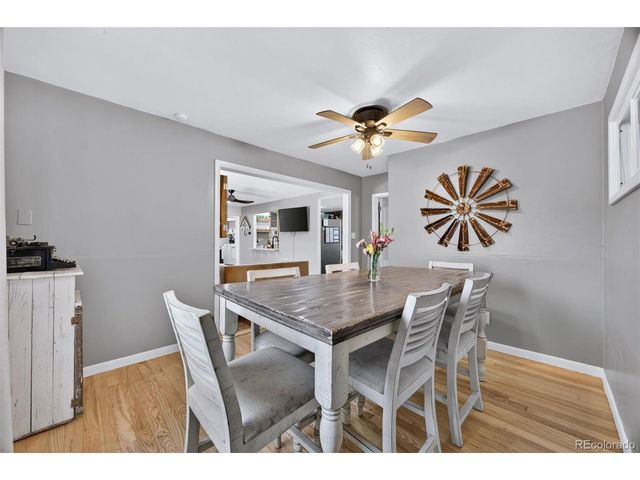 730 Newark St, Aurora, CO 80010