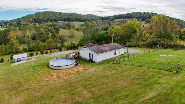205 Willowtree Lane, Mt Vernon, KY 40456
