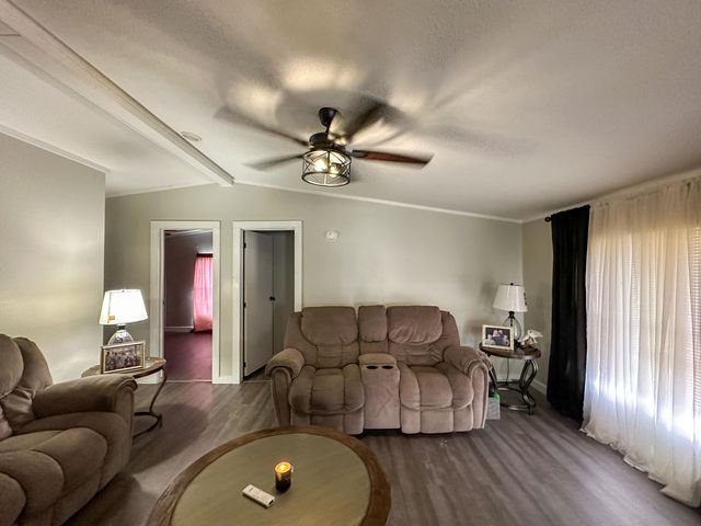 205 Willowtree Lane, Mt Vernon, KY 40456