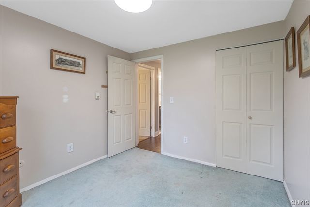 6020 Deer Springs Road, Cicero, NY 13039