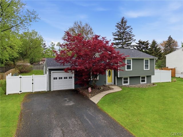 6020 Deer Springs Road, Cicero, NY 13039