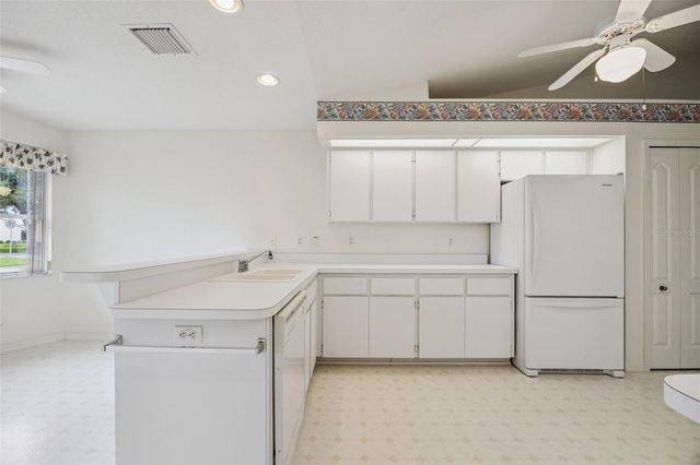 6441 WILANDER STREET, Leesburg, FL 34748