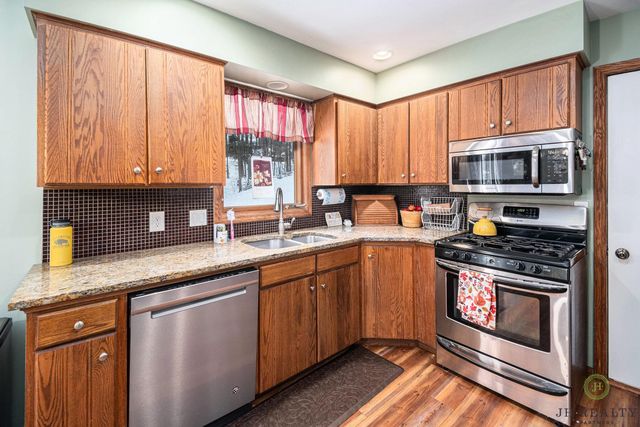 446 Adaway Avenue Se, Ada Twp, MI 49301