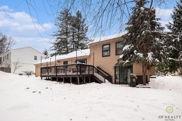 446 Adaway Avenue Se, Ada Twp, MI 49301