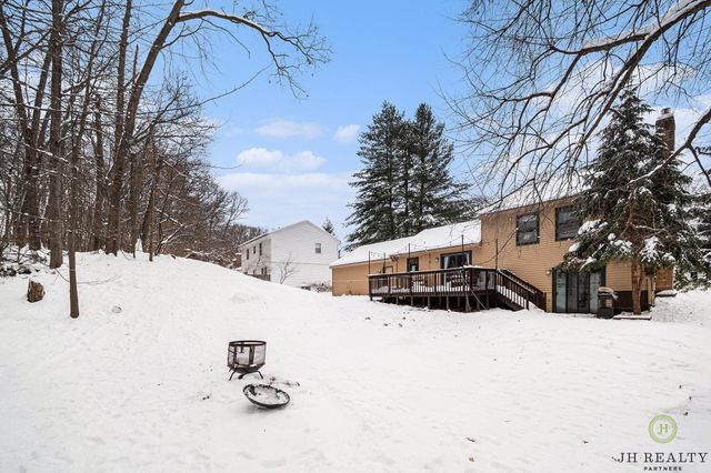 446 Adaway Avenue Se, Ada Twp, MI 49301