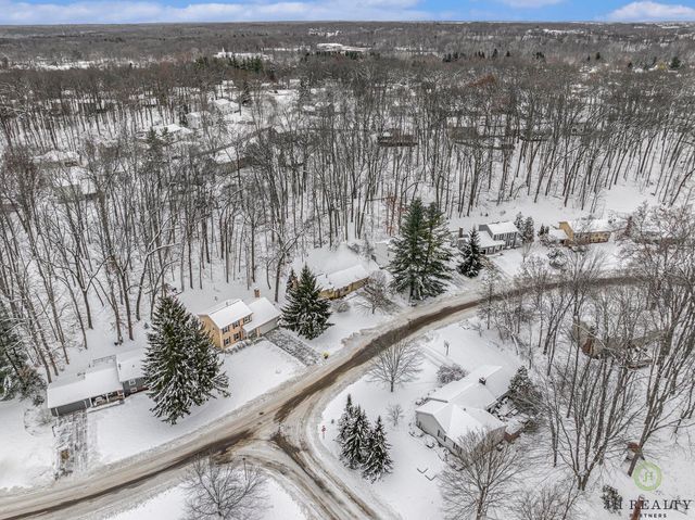 446 Adaway Avenue Se, Ada Twp, MI 49301