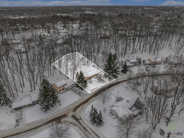 446 Adaway Avenue Se, Ada Twp, MI 49301