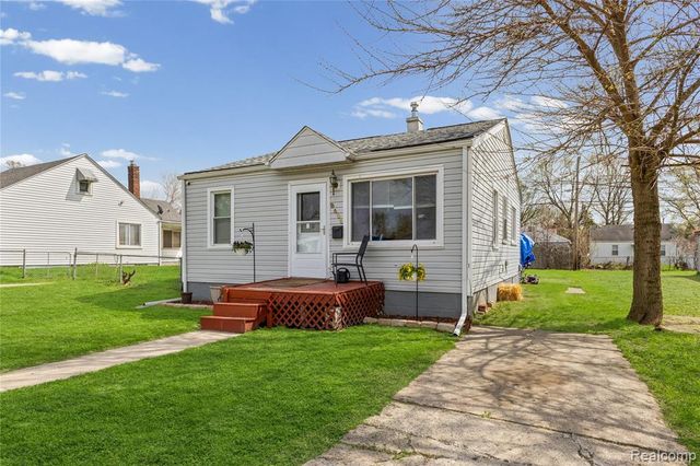 8436 Prospect Avenue, Warren, MI 48089