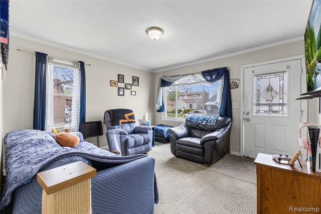 8436 Prospect Avenue, Warren, MI 48089