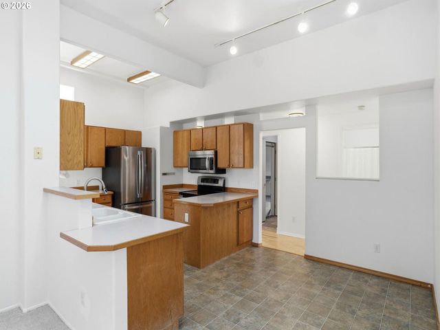 2556 Nw NORWOOD St, Camas, WA 98607