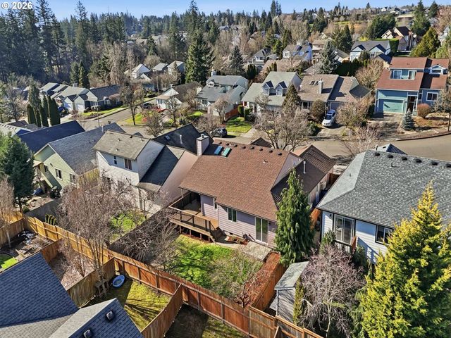 2556 Nw NORWOOD St, Camas, WA 98607