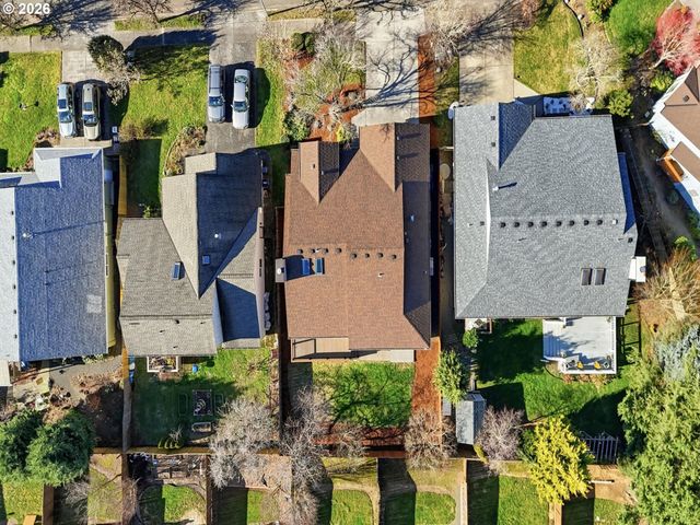 2556 Nw NORWOOD St, Camas, WA 98607