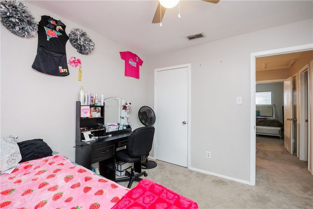 2705 Saint Joseph E, Corpus Christi, TX 78418