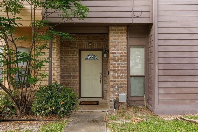 2705 Saint Joseph E, Corpus Christi, TX 78418