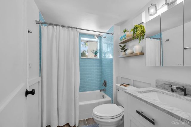 3777 Isabella Avenue, Cincinnati, OH 45209