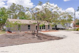 1221 22nd AVE NE, Naples, FL 34120