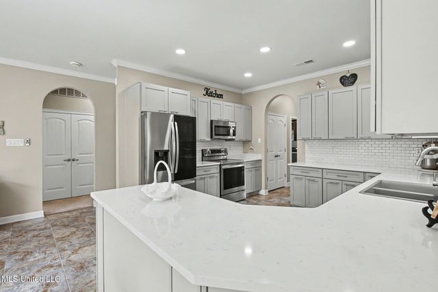 14185 Chapel Ridge Trail, Olive Branch, MS 38654