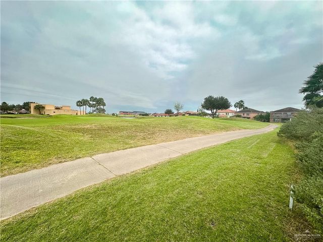 2221 Links Drive, Edinburg, TX 78542