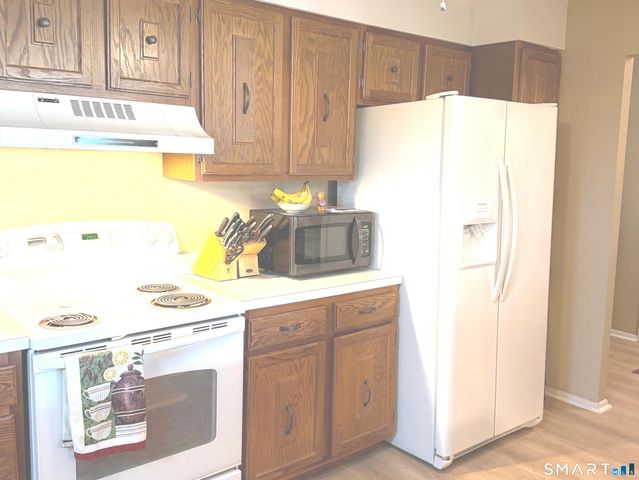 1460 Elm Street 218, Stratford, CT 06615