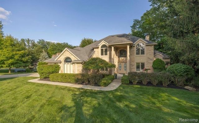 1753 Deer Path Trail, Oxford, MI 48371